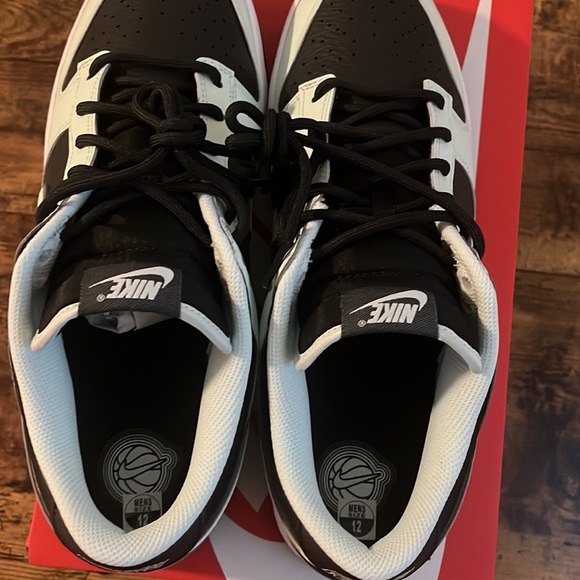 NIKE DUNK LOW RETRO PRM
DK SMOKE GREY/BARELY GREEN - Picture 8 of 10